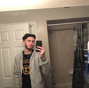 Meet your Posher, Alex